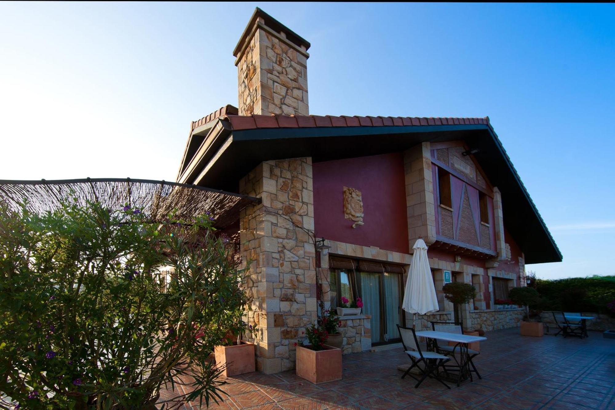 Hotel Katxi Morga Exterior photo